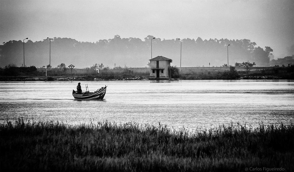 um-rio-chamado-tempo--uma-casa-chamada-terra---mia-couto